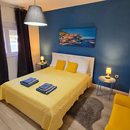 Sunrise, Coastal Istra, Pula Duga Uvala Apartment